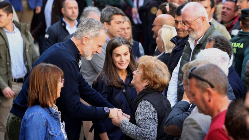 Spain's King Felipe VI returns to flood disaster zone weeks after being pelted with mud