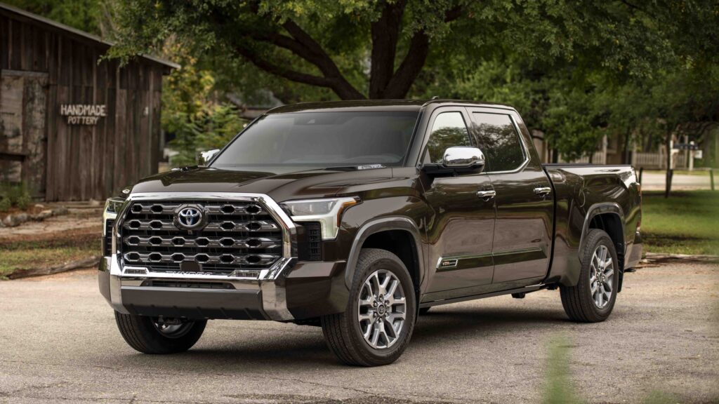 Toyota Dealers Brace to Replace 100,000 Tundra V6s