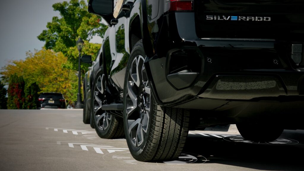 Chevrolet Silverado EV gets Sidewinder feature, GMC's CrabWalk for Chevy