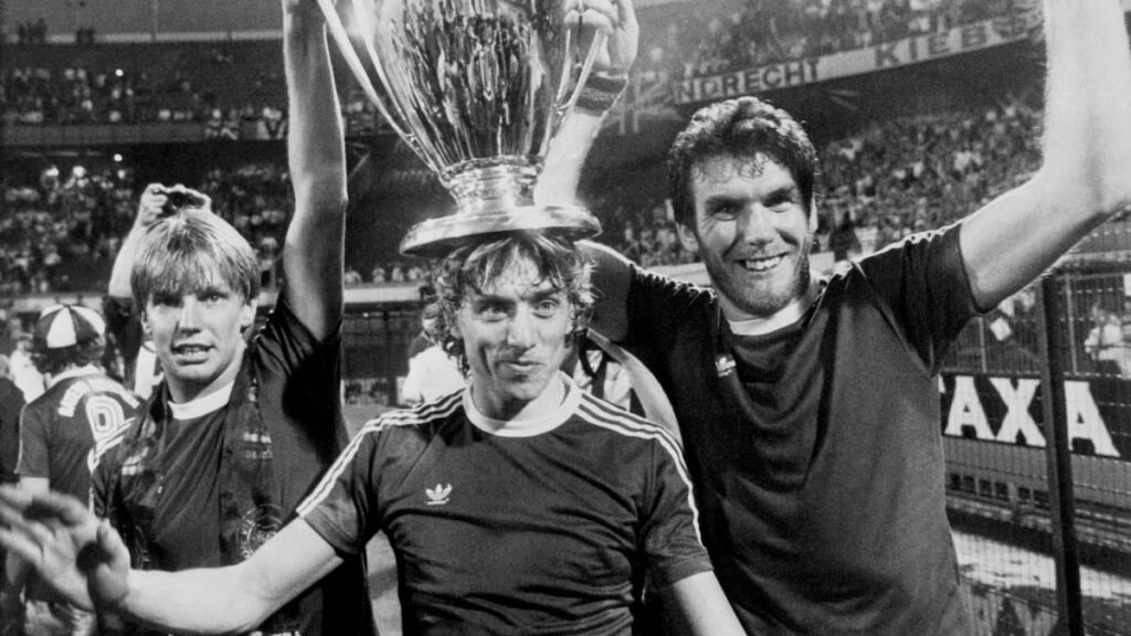 The night Aston Villa beat Bayern Munich to win European Cup – then lost trophy in the pub