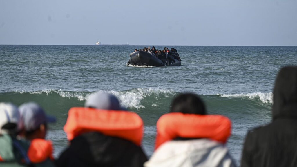 The Vietnamese migrants crossing the Channel