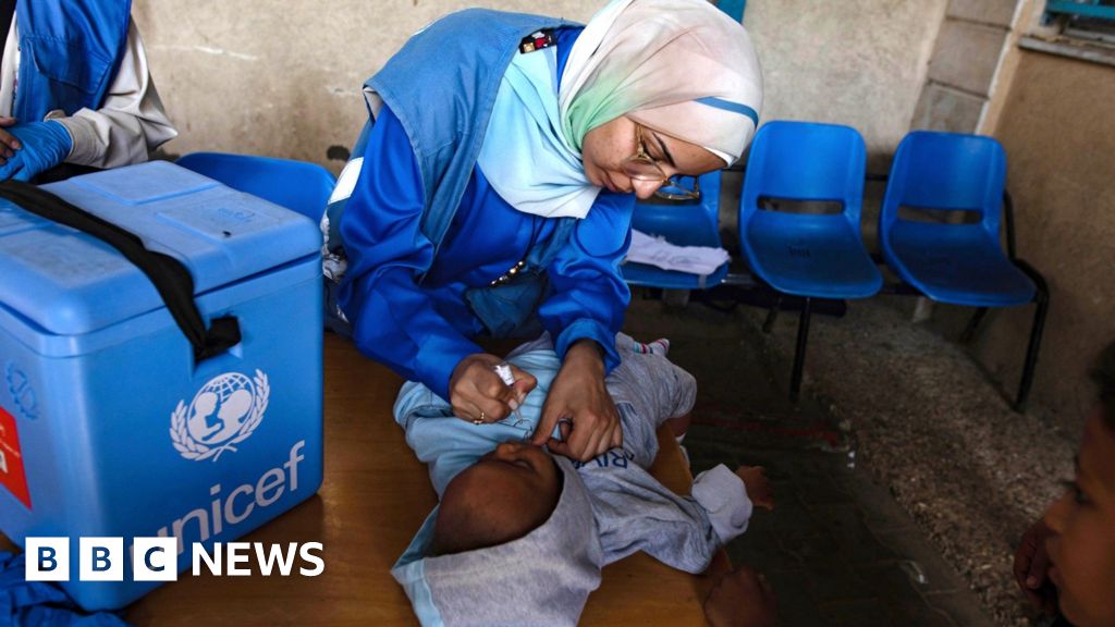 Gaza polio vaccinations resume in north of territory