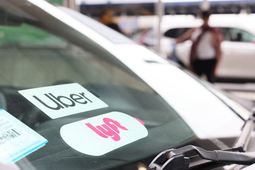 Uber is offering discounted rides to polling stations on November 5.