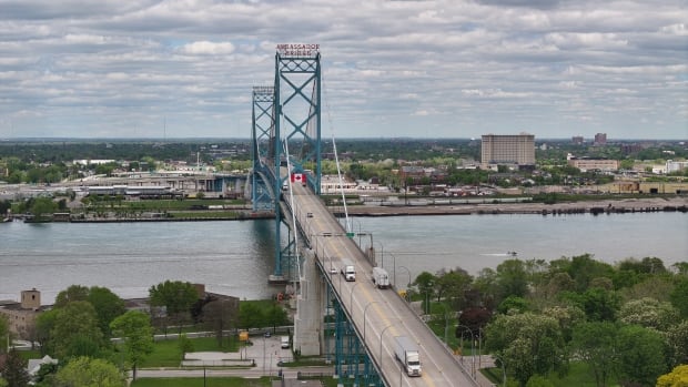 Ambassador Bridge reopens after U.S.-Canada traffic diverted for several hours