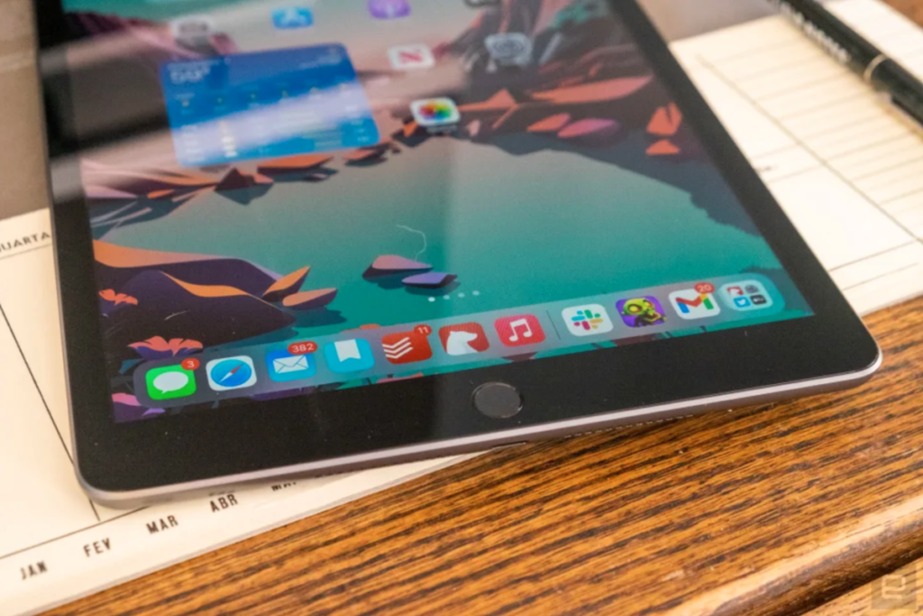 Black Friday deals include the 9th-gen iPad for a record low of $200