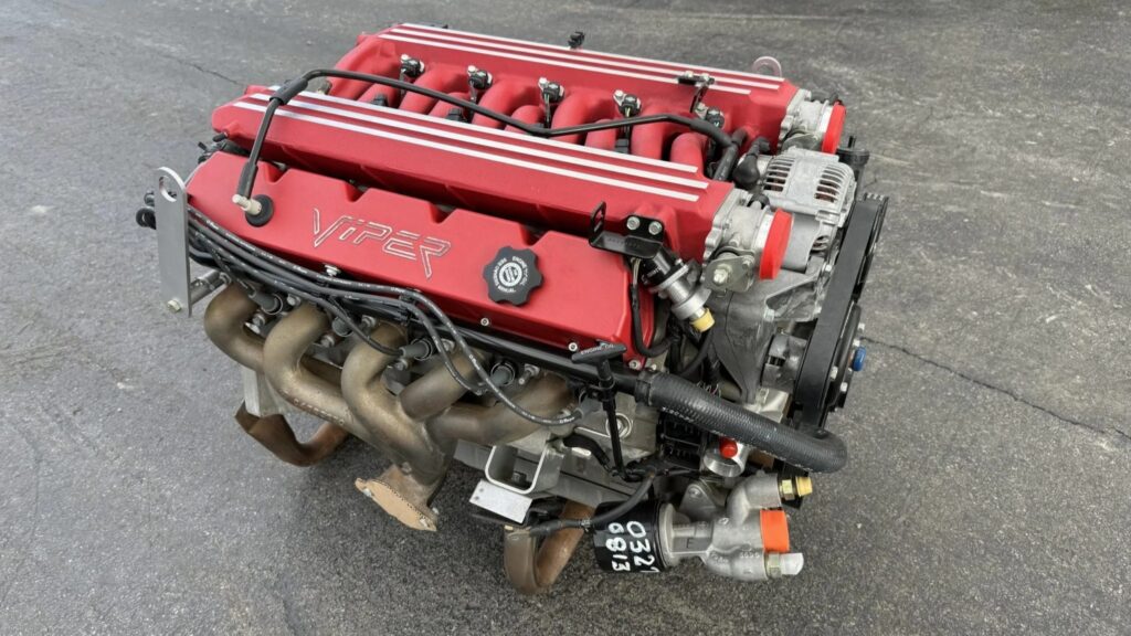 Brand New 1996 Dodge Viper V10 Crate Engine Appears For Sale — Again