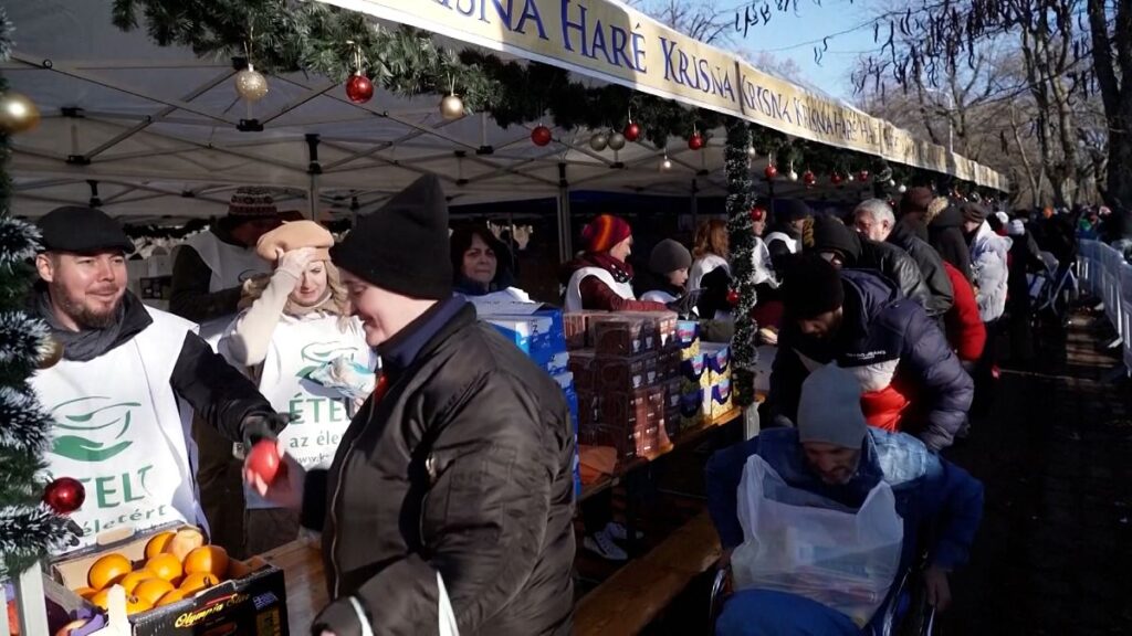 Video. Thousands in Budapest receive holiday meals from Hare Krishna devotees