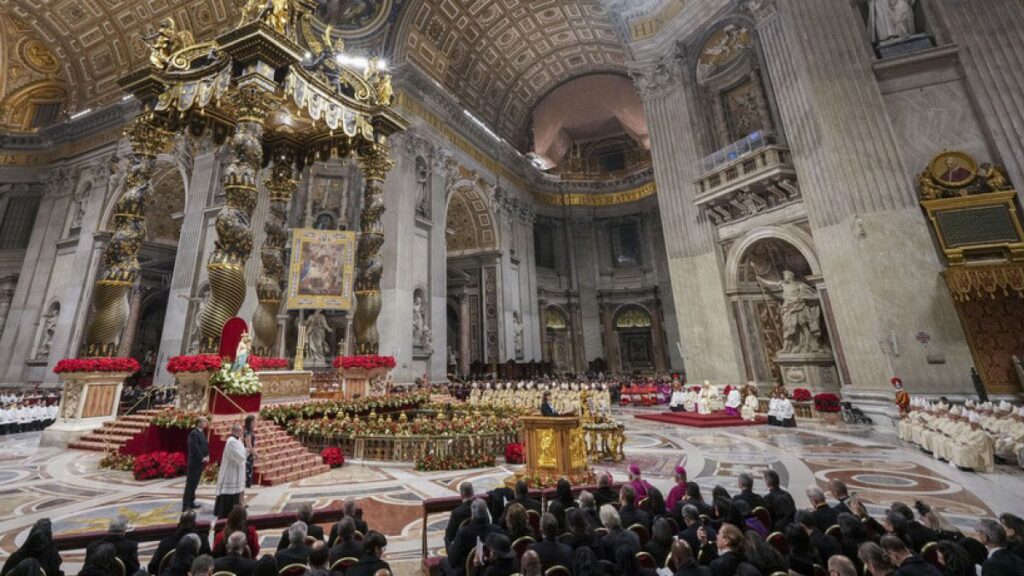 Thousands of Europeans welcome Christmas as they attend masses held all over the continent