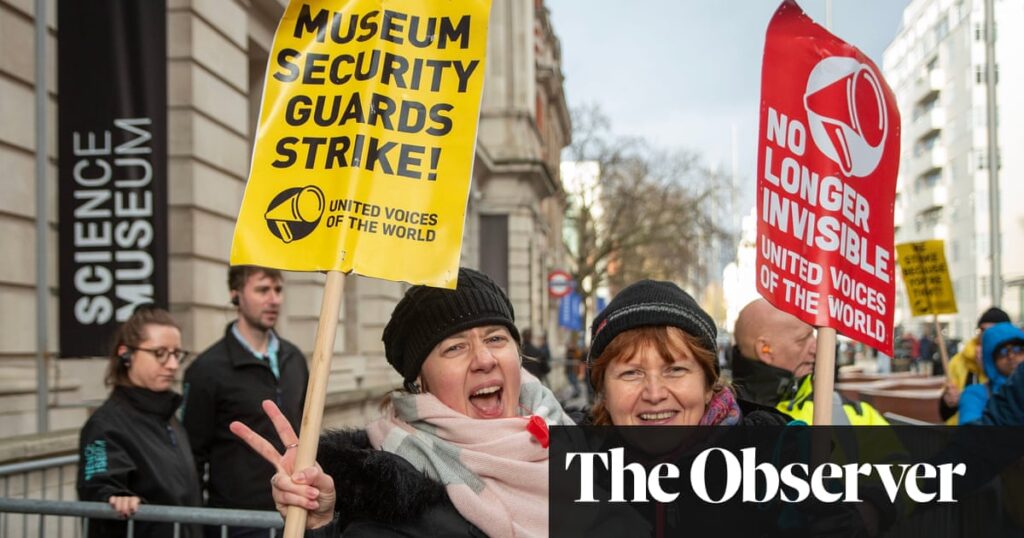 London museum security guards urge public to stay away in strikes over pay | Industrial action