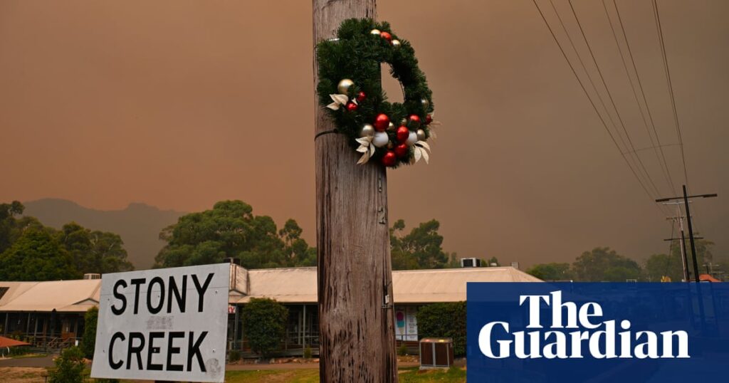 Extreme heat and bushfire risk across Australia’s south-east on Christmas and Boxing days as Grampians blaze rages | Bushfires