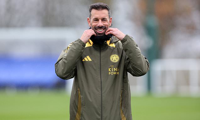 Ruud van Nistelrooy credits brief period as Man United interim boss with landing him his first job as a Premier League manager after taking over at Leicester