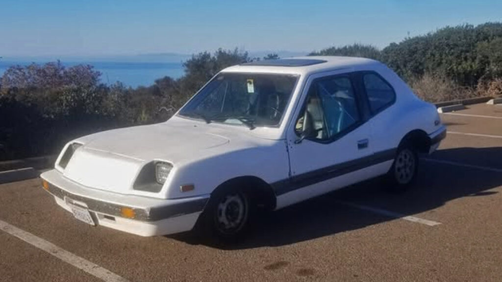 Little Known but Hugely Awkward, This 1982 Electrek Uncar EV Has a Manual Transmission