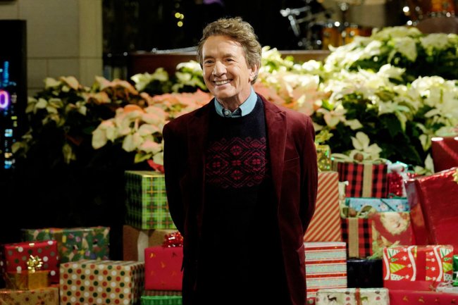 Martin Short Hosts Christmas Episode