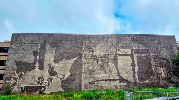 ‘E Pluribus Unum’ Mural - Atlas Obscura