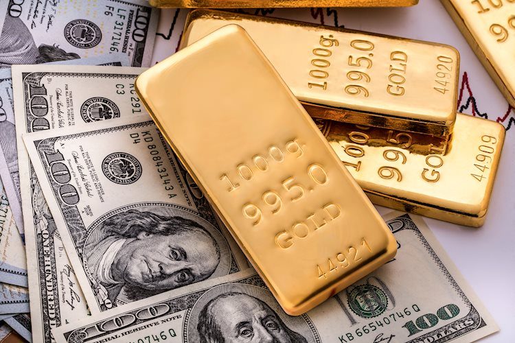 Gold ticks higher as US PCE inflation grows below expectations