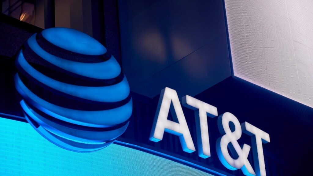 Salt Typhoon hack: AT&T and Verizon give 'all clear'