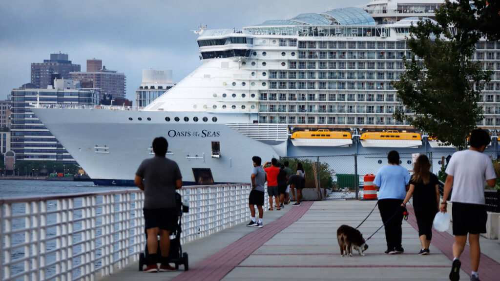 Here's what Christmas is like for Royal Caribbean crew members