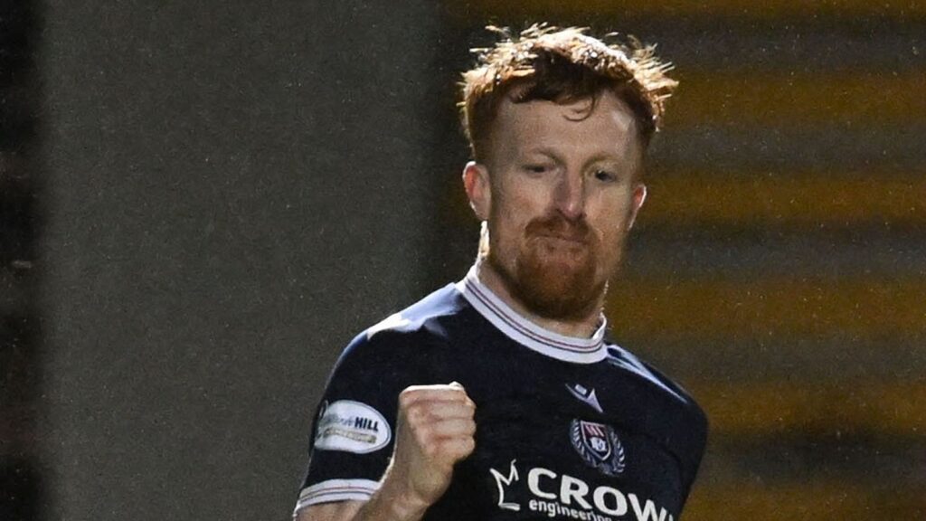 Simon Murray scored both of Dundee's goals