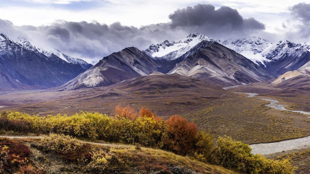 There's a massive fault hidden under America's highest mountain — and we finally know how it formed