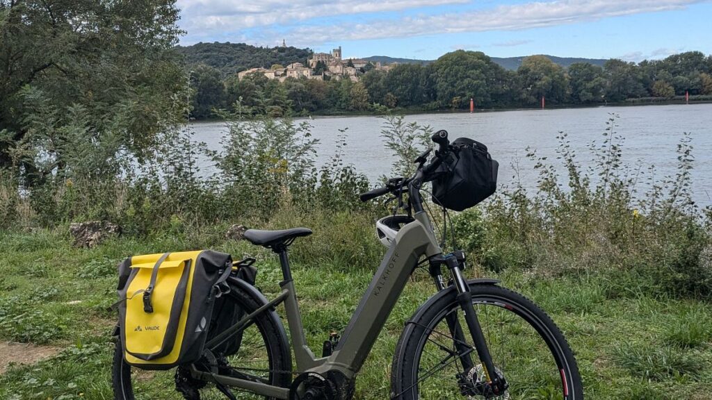 From sunflowers and sunsets to vineyard tours: A beginner’s bike holiday in the south of France