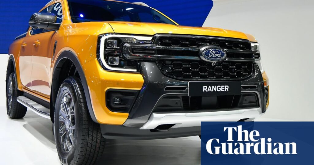 Fuel-hungry utes and SUVs dominate Australian sales, with Corolla the only small car in top 10 list | Transport