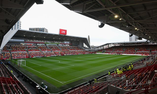 Brentford vs Arsenal - Premier League: Live score and updates as Mikel Arteta hands youngster his FIRST top flight start as Gunners travel to Gtech Community Stadium for New Year's day clash